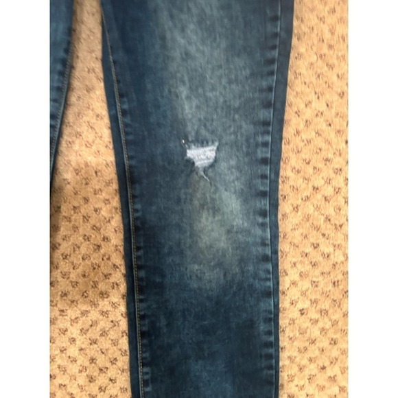 Levi Signature Modern Slim Cuffed Size 10 Inseam 27inches - Picture 2 of 10